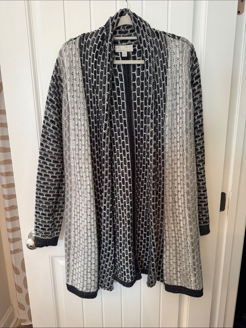 Carolyn Taylor Black and White Open-Front Patterned Cardigan
